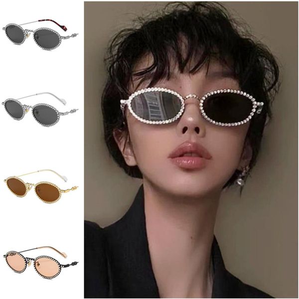 hip hop sunglasses women oval sun glasses diamond rimmed adumbral anti-uv spectacles personality eyeglasses temperament ornamental, White;black
hip hop sunglasses women oval sun glasses diamond rimmed adumbral anti-uv spectacles personality eyeglasses temperament ornamental, White;black