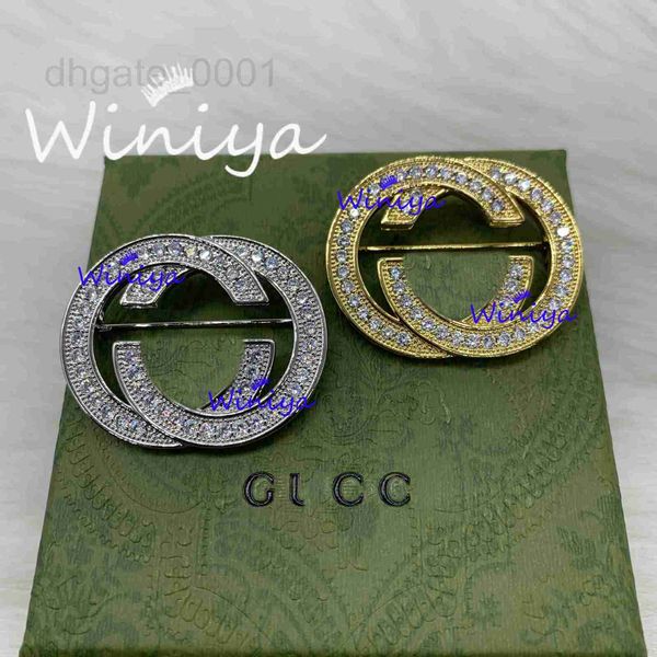 pins, brooches designer g brooch new style diamond inlaid fashion pin personalized simple light luxury two-color optional accessories ejf8, Gray
pins, brooches designer g brooch new style diamond inlaid fashion pin personalized simple light luxury two-color optional accessories ejf8, Gray