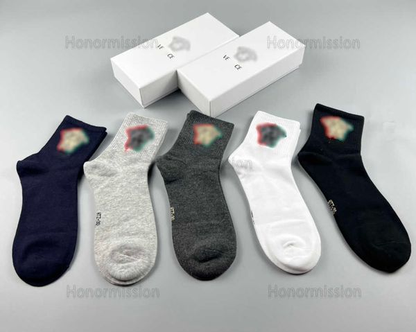 designer luxury versages socks fashion mens and womens casual cotton breathable 5 pairs sock with box 08141, Black
designer luxury versages socks fashion mens and womens casual cotton breathable 5 pairs sock with box 08141, Black