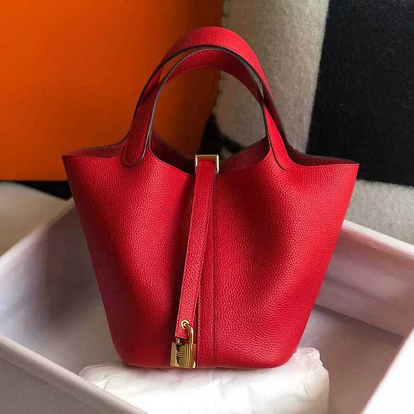 7a picotin lock bag women purse tote bucket bags handmade luxury designer handbags classic fashion togo leather canvas shopping retro h gold
7a picotin lock bag women purse tote bucket bags handmade luxury designer handbags classic fashion togo leather canvas shopping retro h gold