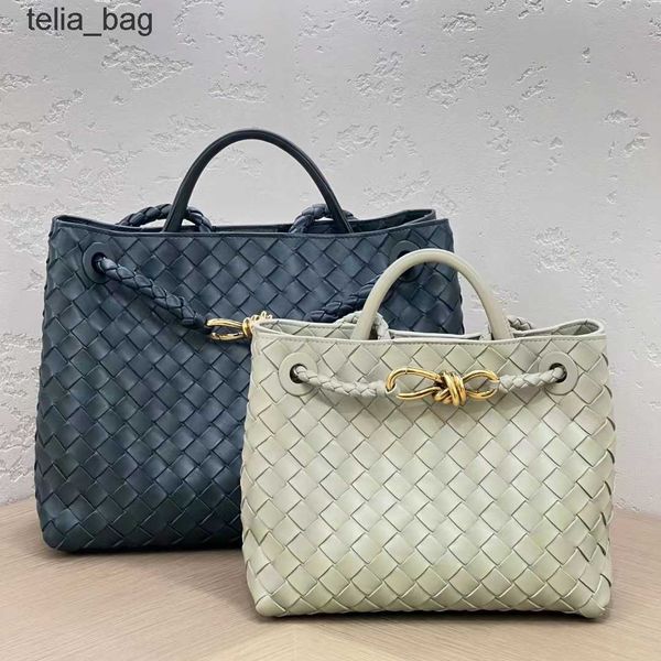 bags andiamo venetaas totes 2023 designer handbags bottegaas small handbag bag woven tote one shoulder crossbody basket water bucket wo 57dz
bags andiamo venetaas totes 2023 designer handbags bottegaas small handbag bag woven tote one shoulder crossbody basket water bucket wo 57dz