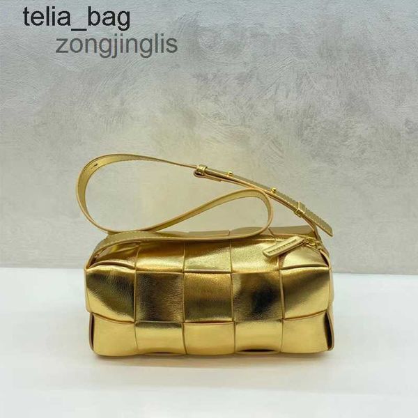 shoulder bottegaas bag 2023 venetaes bags summer brick cassettes cowhide knitted underarm candy color one square wo 3sci
shoulder bottegaas bag 2023 venetaes bags summer brick cassettes cowhide knitted underarm candy color one square wo 3sci