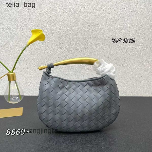 casual bags the tote bag designer luxury bottegaas sardine small design venetaas woven leather underarm highgrade dumpling versatile handwom
casual bags the tote bag designer luxury bottegaas sardine small design venetaas woven leather underarm highgrade dumpling versatile handwom