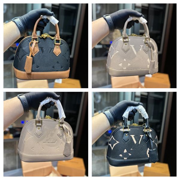 5a alma bb evening bag fashion women's shoulder bag chain crossbody bag leather handbag embossing shell wallet lady cosmetics crossbody
5a alma bb evening bag fashion women's shoulder bag chain crossbody bag leather handbag embossing shell wallet lady cosmetics crossbody