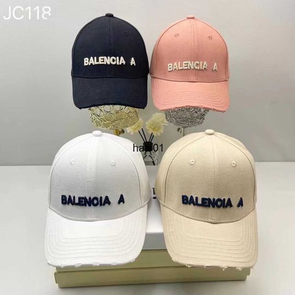 balenciga letter embroidered hard baseball hat korean version fashion versatile couple sports outdoor sunshade duck tongue hat, Blue;gray
balenciga letter embroidered hard baseball hat korean version fashion versatile couple sports outdoor sunshade duck tongue hat, Blue;gray