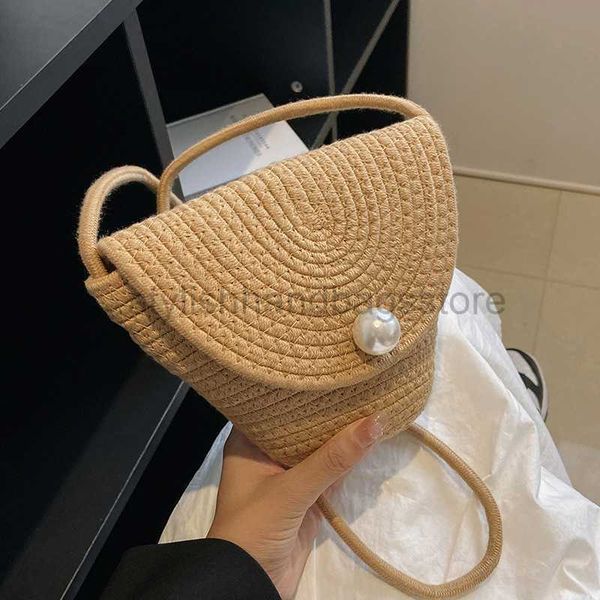 gentle and simple weaving for women autumn winter western fashion one temperament women's bagstylishhandbagsstore
gentle and simple weaving for women autumn winter western fashion one temperament women's bagstylishhandbagsstore