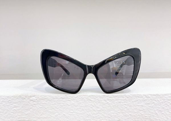 men sunglasses for women latest selling fashion sun glasses mens sunglass gafas de sol glass uv400 lens with random matching 0293s, White;black
men sunglasses for women latest selling fashion sun glasses mens sunglass gafas de sol glass uv400 lens with random matching 0293s, White;black