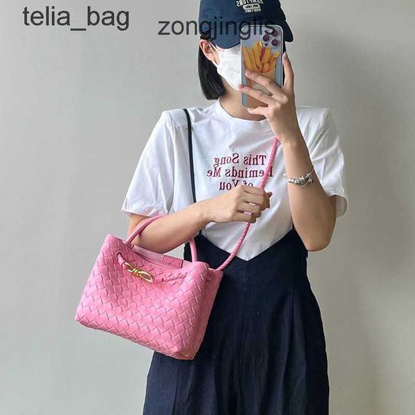 tote bottegaas metal venetaas 2023 designer bags andiamo high-grade woven handbag bag rope buckle acro totes one shoulder portable 9ftl
tote bottegaas metal venetaas 2023 designer bags andiamo high-grade woven handbag bag rope buckle acro totes one shoulder portable 9ftl