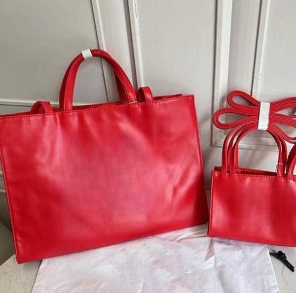 tel far designer shoulder bags telfars handbags mini medium women telfer tote large big leather crossbody luxurious fashion commuter bag fre
tel far designer shoulder bags telfars handbags mini medium women telfer tote large big leather crossbody luxurious fashion commuter bag fre