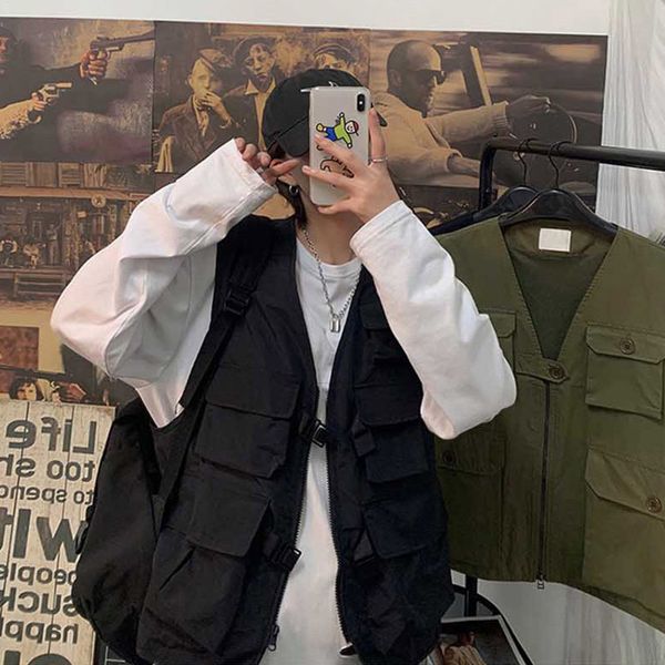 men's vests 202ens fashion tooling vest men streetwear cargo hip hop sleeveless jacket gilet military multipocket outdoors coat 230812, Black;white
men's vests 202ens fashion tooling vest men streetwear cargo hip hop sleeveless jacket gilet military multipocket outdoors coat 230812, Black;white