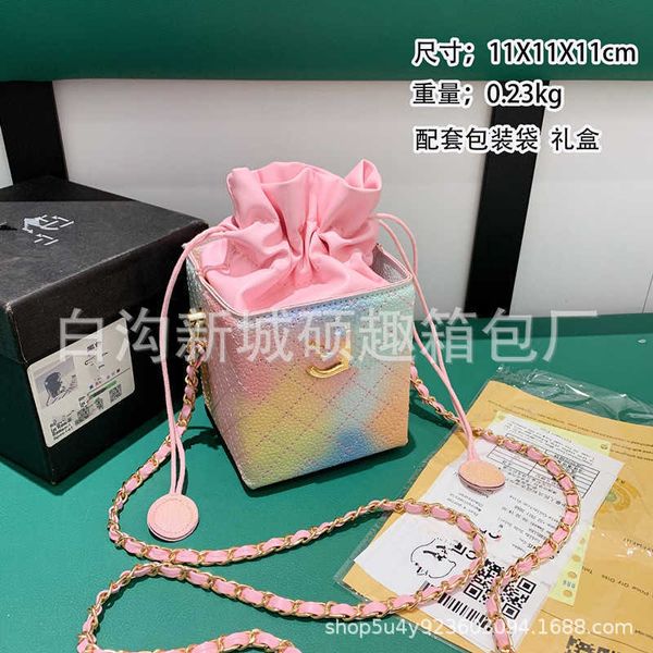designer bag 2024 early launch new gift box women's drawstring square net red ins lingge embroidery thread chain one shoulder crossbody
designer bag 2024 early launch new gift box women's drawstring square net red ins lingge embroidery thread chain one shoulder crossbody