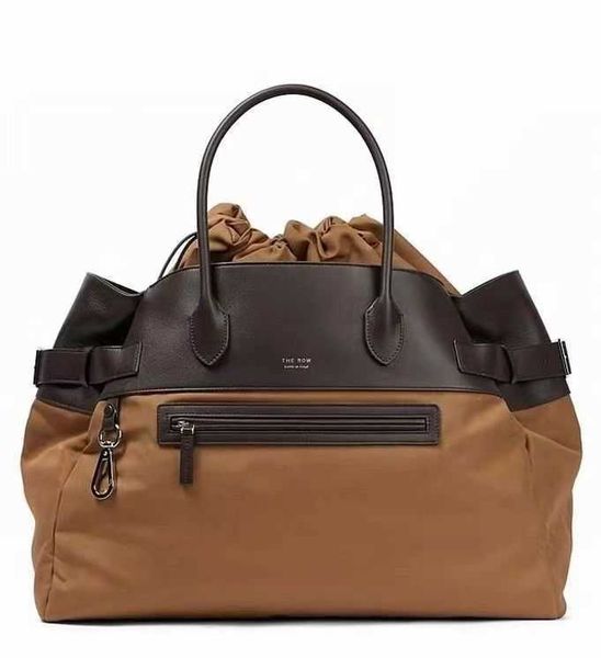 the nylon spliced leather row tote headband cowhide bag margaux 17 suede spliced handbag
the nylon spliced leather row tote headband cowhide bag margaux 17 suede spliced handbag