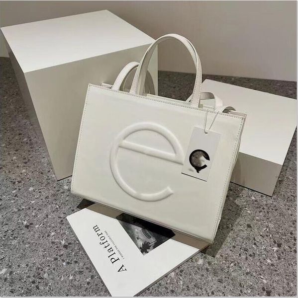 designer bags women shoulder bags latest shopping bag womens mens purses tel far handbag clutch wholesale wallet card holders pu tote 2023 n
designer bags women shoulder bags latest shopping bag womens mens purses tel far handbag clutch wholesale wallet card holders pu tote 2023 n