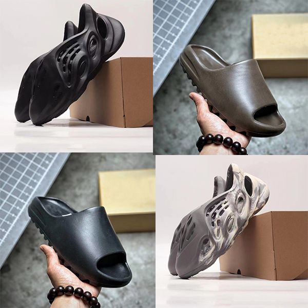 summer outside a man wear designer duds bubble movement slippers sandals thick black brown green white gray bottom anti-slip tide model mens
summer outside a man wear designer duds bubble movement slippers sandals thick black brown green white gray bottom anti-slip tide model mens