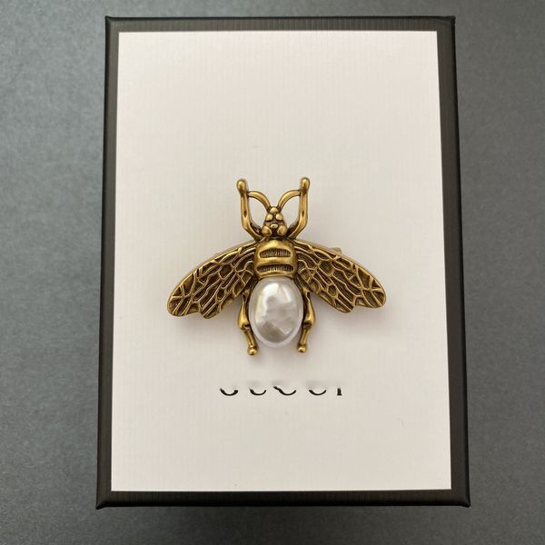 ggbee pearl brooches designer for women new fashion brooches love brooch for woman brand simple letters diamond lady, Gray
ggbee pearl brooches designer for women new fashion brooches love brooch for woman brand simple letters diamond lady, Gray