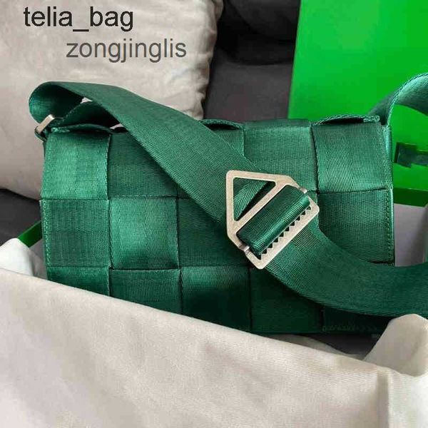 square bags claassic lattice lady nylon venetaes bag canvas bottegaas woven winter pillow small designer single cassette shoulder messenger
square bags claassic lattice lady nylon venetaes bag canvas bottegaas woven winter pillow small designer single cassette shoulder messenger