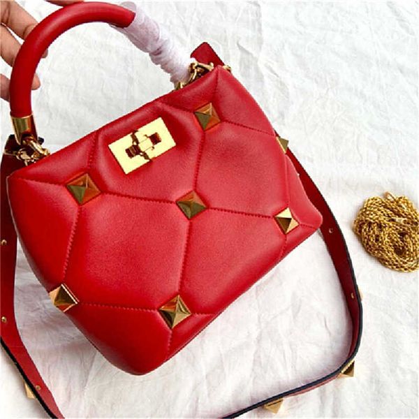 designer solid outdoor red bag luxurys rivet bag shoulder cross leather women's loco bag 0pzr
designer solid outdoor red bag luxurys rivet bag shoulder cross leather women's loco bag 0pzr