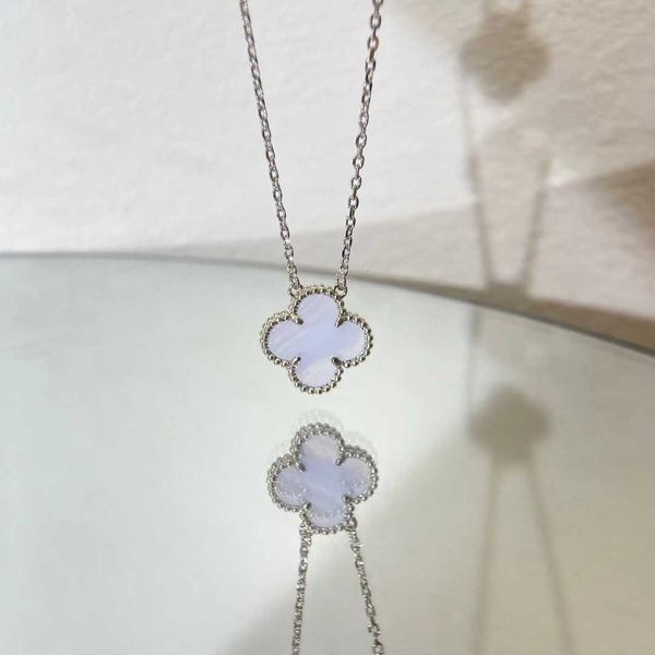 

Designer Four-leaf clover luxury top jewelry accessories High version necklace fritillary purple chalcedony clavicle chain V gold five flower 18k rose gold pendant