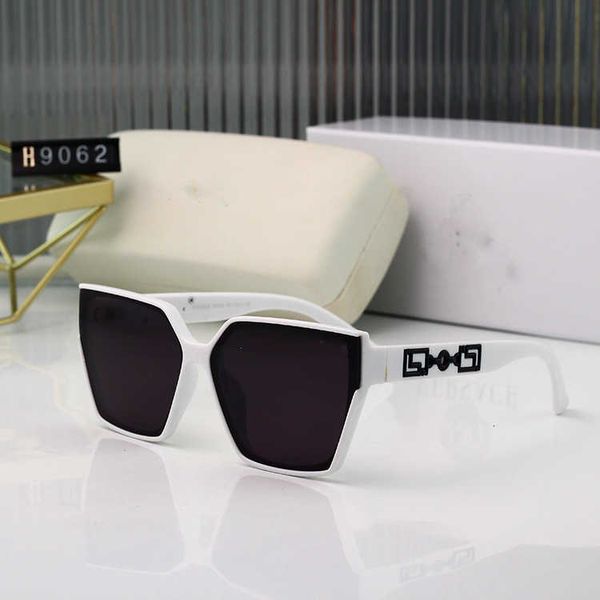 

Fashion Designer Cool sunglasses 2023 new trend overseas box glasses personality small frame batchV3FW