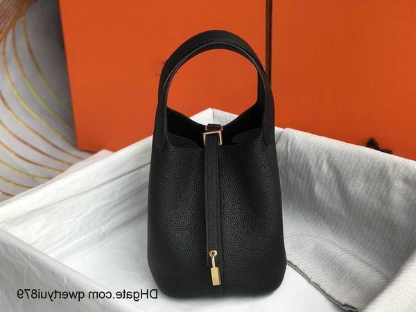 picotin totes women's handbag single shoulder bag ladies lock bayswater large genuine designer leather cowhide portable commuter luxury
picotin totes women's handbag single shoulder bag ladies lock bayswater large genuine designer leather cowhide portable commuter luxury