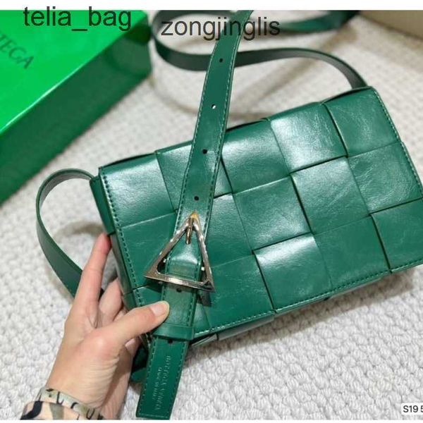 woven bottegaas hand ladies crossbody classic triangle cassettes bag designer pillow venetaas leather bags shoulder 2023 tabby fashion handb
woven bottegaas hand ladies crossbody classic triangle cassettes bag designer pillow venetaas leather bags shoulder 2023 tabby fashion handb