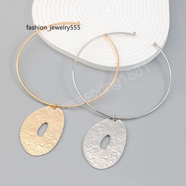 chokers fashion metal hollow out geometric necklace for women's exaggerated and minimalist sweater chain banquet jewelry accessories, Golden;silver
chokers fashion metal hollow out geometric necklace for women's exaggerated and minimalist sweater chain banquet jewelry accessories, Golden;silver