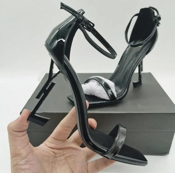 designer dress shoes womens pumps stiletto heel leather open toes 8 cm party wedding office career black nude red brown luxurys
designer dress shoes womens pumps stiletto heel leather open toes 8 cm party wedding office career black nude red brown luxurys