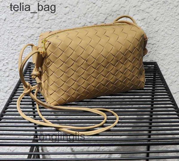 authentic woven bags venetaas fashion loop bag bottegaas designer the tote bag hand large capacity knotted pillow leather single shoulder di
authentic woven bags venetaas fashion loop bag bottegaas designer the tote bag hand large capacity knotted pillow leather single shoulder di