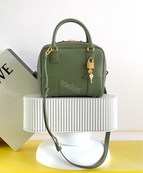 designer bag genuine leather handbag shoulder bucket woman bags puzzle clutch totes crossbody geometry square contrast color patchwork purse
designer bag genuine leather handbag shoulder bucket woman bags puzzle clutch totes crossbody geometry square contrast color patchwork purse