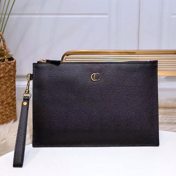 clutch wallets handbag purse cowhide leather zipper closure golden hardware fashion letters detachable handle black armpit men wallet
clutch wallets handbag purse cowhide leather zipper closure golden hardware fashion letters detachable handle black armpit men wallet