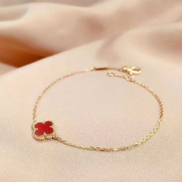 

Designer Four-leaf clover luxury top jewelry accessories for women Cleef V gold simple mini bracelet thickened 18K rose gold plated fashion trend online red jewelry