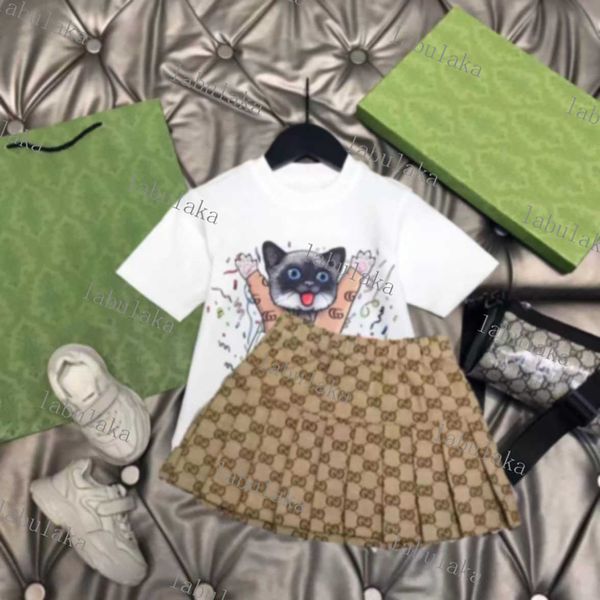 t-shirt uxury designer kids veil skirt fashion british fashion brand summer childrens treasures and girls cotton two-piece luxury designer s, White
t-shirt uxury designer kids veil skirt fashion british fashion brand summer childrens treasures and girls cotton two-piece luxury designer s, White
