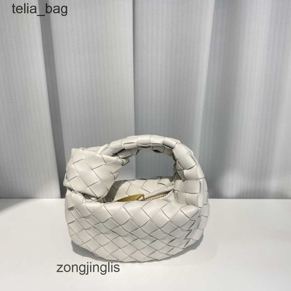 jodies summer venetaas bags versatile bottegaas mini cloud knot bag designer 2023 cutie fashion 16cm purse colors wrist handbag evening wall
jodies summer venetaas bags versatile bottegaas mini cloud knot bag designer 2023 cutie fashion 16cm purse colors wrist handbag evening wall