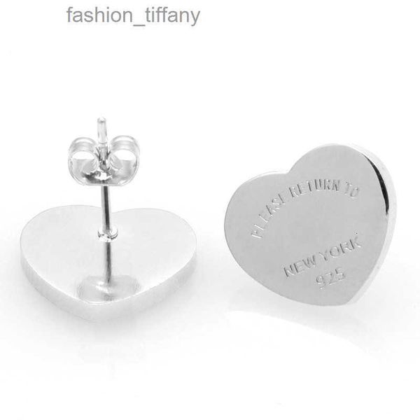 luxury womens heart love stud earrings for women classic style women lover studs titanium steel earings printed wedding party gifts, Golden;silver
luxury womens heart love stud earrings for women classic style women lover studs titanium steel earings printed wedding party gifts, Golden;silver