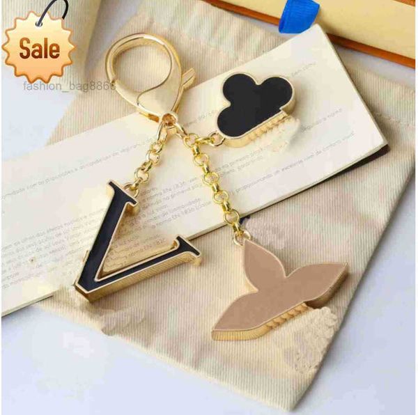 keychains lanyards luxury designers keychains letters with diamonds keychain car key chain women buckle jewelry keyring bags pendant exquisi, Silver
keychains lanyards luxury designers keychains letters with diamonds keychain car key chain women buckle jewelry keyring bags pendant exquisi, Silver