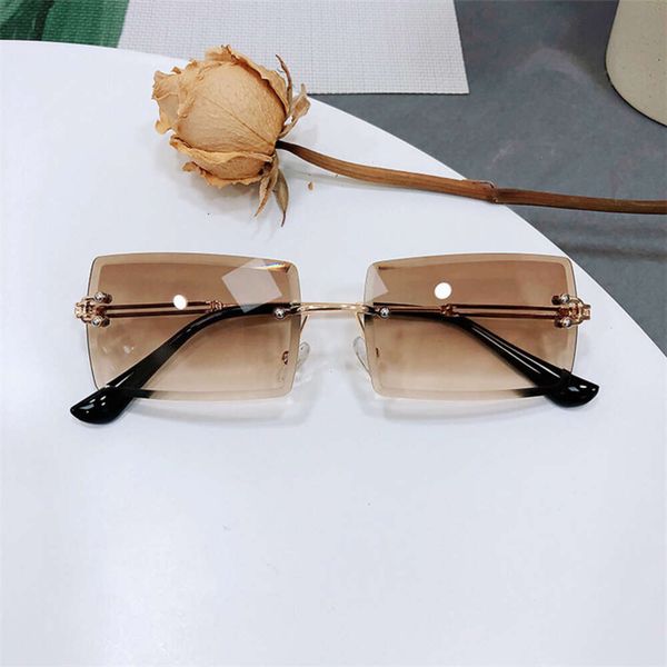 new arrival custom private label small frame rimless square rectangle pink sunglasses, White;black
new arrival custom private label small frame rimless square rectangle pink sunglasses, White;black