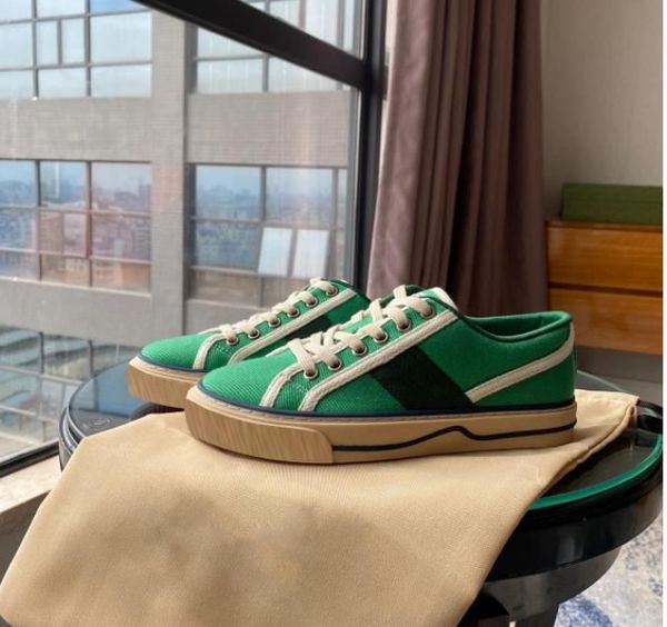 boot tennis 1977 canvas casual shoes luxurys designers womens shoe italy green and red web stripe rubber sole stretch cotton low brand sneak, Black
boot tennis 1977 canvas casual shoes luxurys designers womens shoe italy green and red web stripe rubber sole stretch cotton low brand sneak, Black