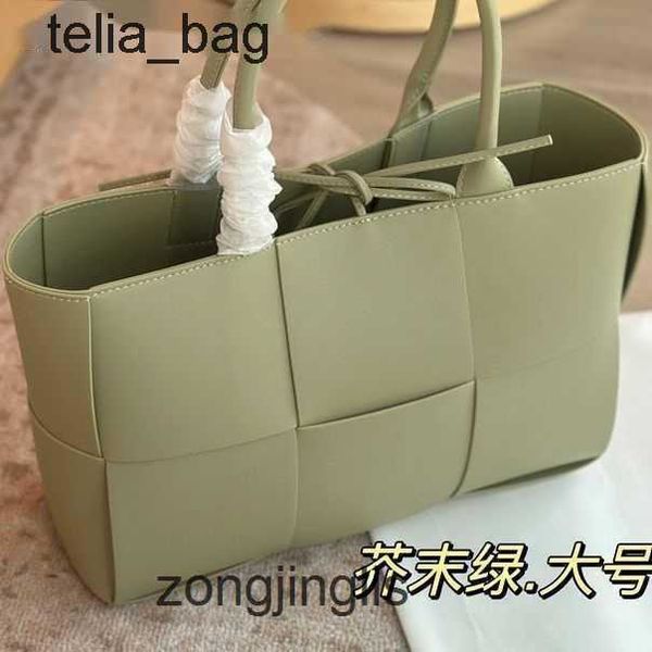 handbags woven totes designer cassettes bag venetaes bags 2023 bottegaas shopping tote pa dj5g
handbags woven totes designer cassettes bag venetaes bags 2023 bottegaas shopping tote pa dj5g
