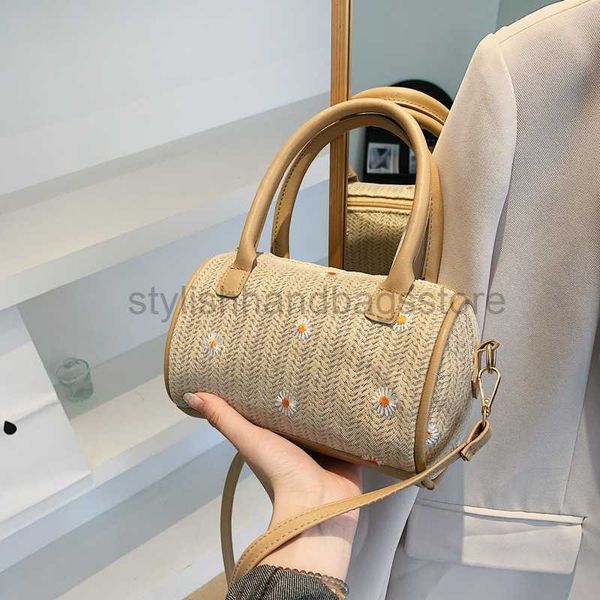 shoulder bags grass woven bag women's trend 2023 new fashion spring beach woven handheld small square bag ins one shoulder crossbody ba
shoulder bags grass woven bag women's trend 2023 new fashion spring beach woven handheld small square bag ins one shoulder crossbody ba
