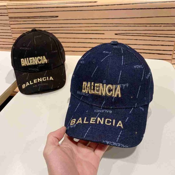 correct version balenciga denim baseball hat embroidered letters fashion new fashion brand duck tongue hat, Blue;gray
correct version balenciga denim baseball hat embroidered letters fashion new fashion brand duck tongue hat, Blue;gray