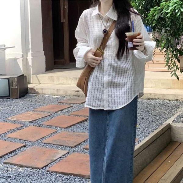 large size fat womens blouses sister pounds hollowed out long sleeved sun proof shirt summer style of breath, White
large size fat womens blouses sister pounds hollowed out long sleeved sun proof shirt summer style of breath, White
