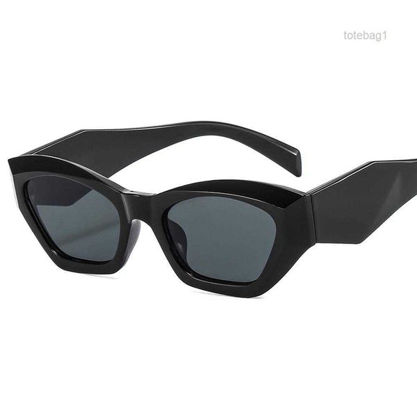 new fashionable multi border sunglasses cat eye fashion versatile colorful crystal slice women qcfl, White;black
new fashionable multi border sunglasses cat eye fashion versatile colorful crystal slice women qcfl, White;black