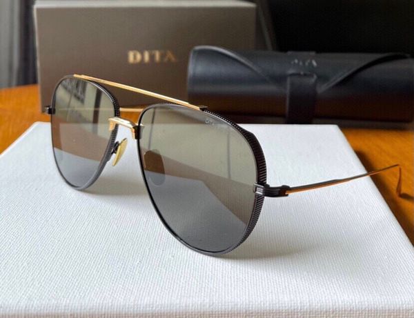 dita sunglasses designer luxury men's and women's spectacles pair with true gold electroplated frame circular sunglasses, White;black
dita sunglasses designer luxury men's and women's spectacles pair with true gold electroplated frame circular sunglasses, White;black
