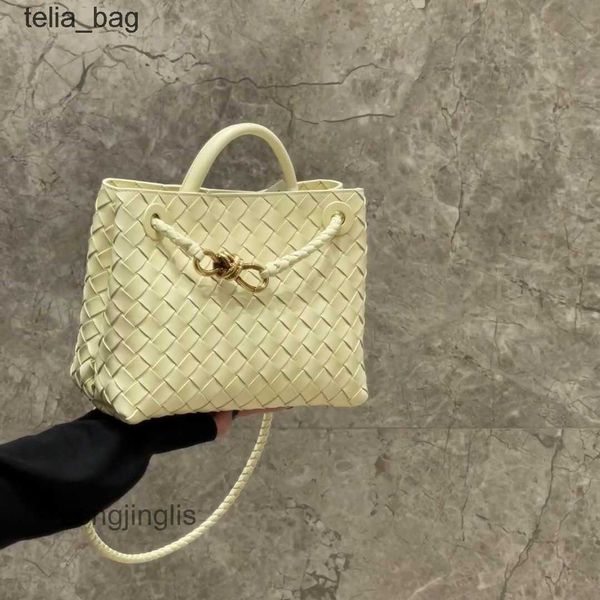 bottegaas bag venetaas andiamo 2023 designer bags arco fashion woven large capacity versatile cowhide tote purse casual one shoulder ha bnqk
bottegaas bag venetaas andiamo 2023 designer bags arco fashion woven large capacity versatile cowhide tote purse casual one shoulder ha bnqk