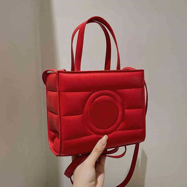 new e womens designer bag shoulder bags women handbags fashion tote brand messenger leather handbag trendy luxury purses crossbody
new e womens designer bag shoulder bags women handbags fashion tote brand messenger leather handbag trendy luxury purses crossbody