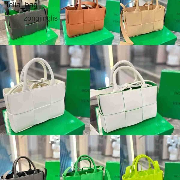 designer bottegaas bags tote bag cassettes handbag woven 2023 spring venetaes summer shoulder with large capacity 24 6z11
designer bottegaas bags tote bag cassettes handbag woven 2023 spring venetaes summer shoulder with large capacity 24 6z11