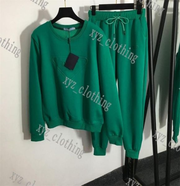 22fw new designer tracksuits womens sports sets autumn two piece pants long sleeve sweatershirt casual sport trousers threedimen5583217, White
22fw new designer tracksuits womens sports sets autumn two piece pants long sleeve sweatershirt casual sport trousers threedimen5583217, White