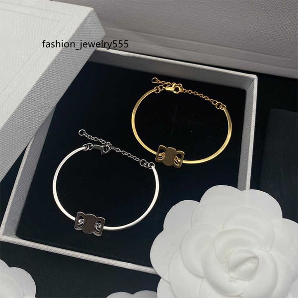 charm bracelets fashion bracelet 2 colors elegant charm chain bracelets classic never goes out of style special design applicable to everyon, Golden;silver
charm bracelets fashion bracelet 2 colors elegant charm chain bracelets classic never goes out of style special design applicable to everyon, Golden;silver