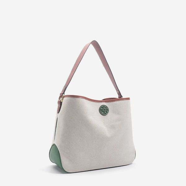 designer bag 2024 early launch tb women's canvas bucket new casual contrast handheld mother shoulder
designer bag 2024 early launch tb women's canvas bucket new casual contrast handheld mother shoulder