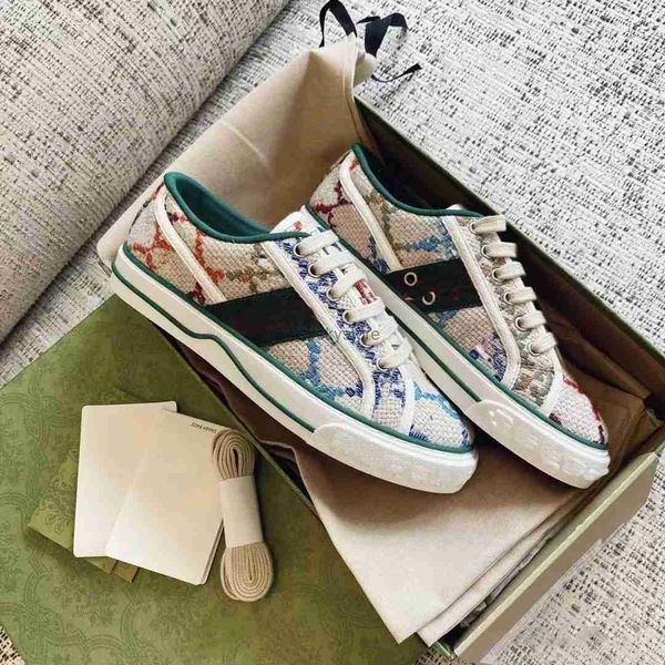 2023 tennis 1977 canvas casual shoes luxurys designer womens shoe italy green and red web stripe rubber sole for stretch cotton low platform, Black
2023 tennis 1977 canvas casual shoes luxurys designer womens shoe italy green and red web stripe rubber sole for stretch cotton low platform, Black